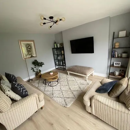 度假居 Luxurious 4 Bed 都柏林