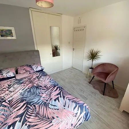 Luxurious 4 Bed Prázdninový dům Dublin