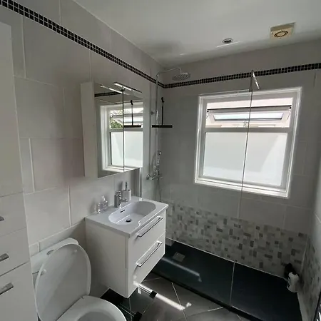 Prázdninový dům Luxurious 4 Bed *